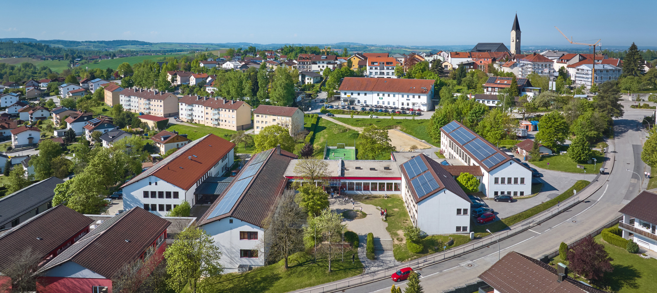Nehmen Sie Kontakt mit uns auf! Ihre Sportmittelschule in Hauzenberg