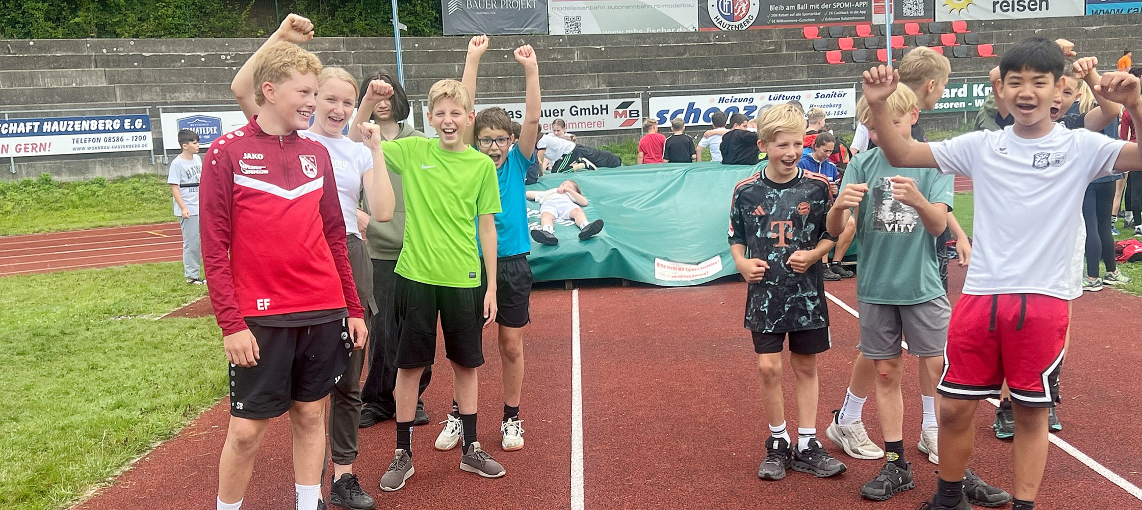 Jubelnde Schüler
