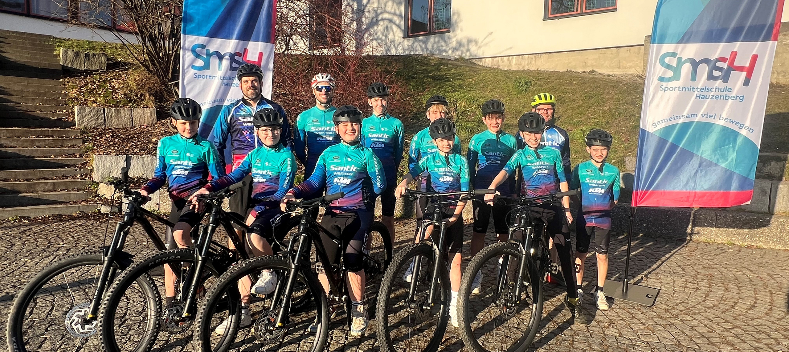 Radsportteam der Schule jetzt topp ausgestattet
